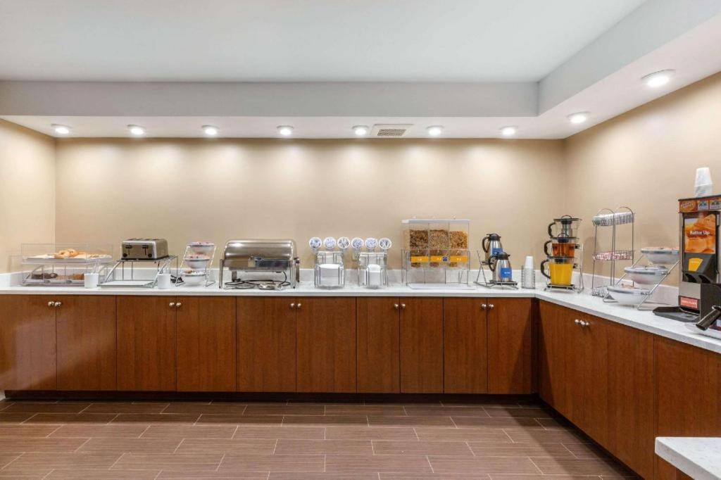 Comfort Inn Danvers - Boston North Shore Exteriör bild
